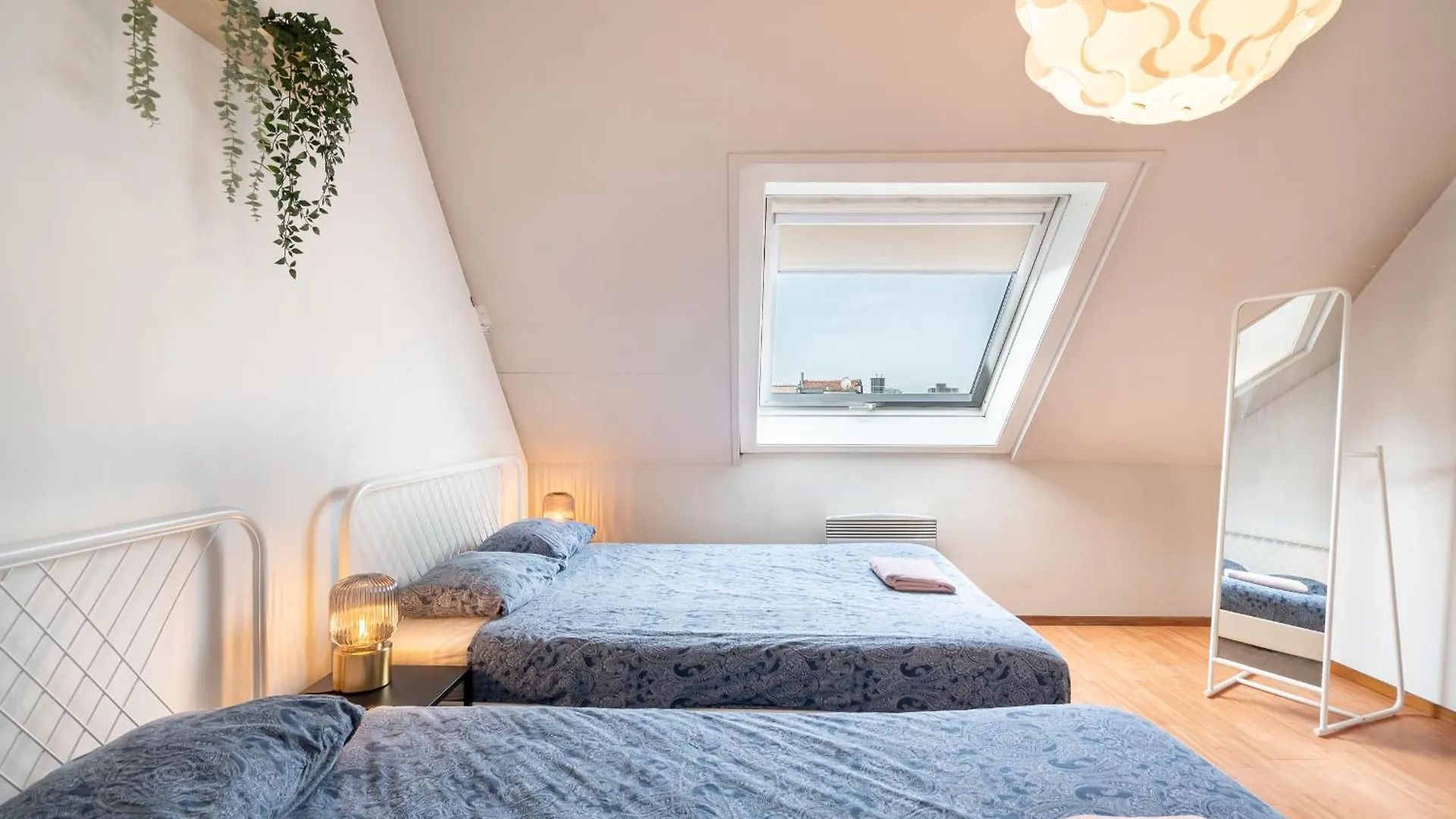 Bright And Central Antwerp Apartments 0*,  Βέλγιο